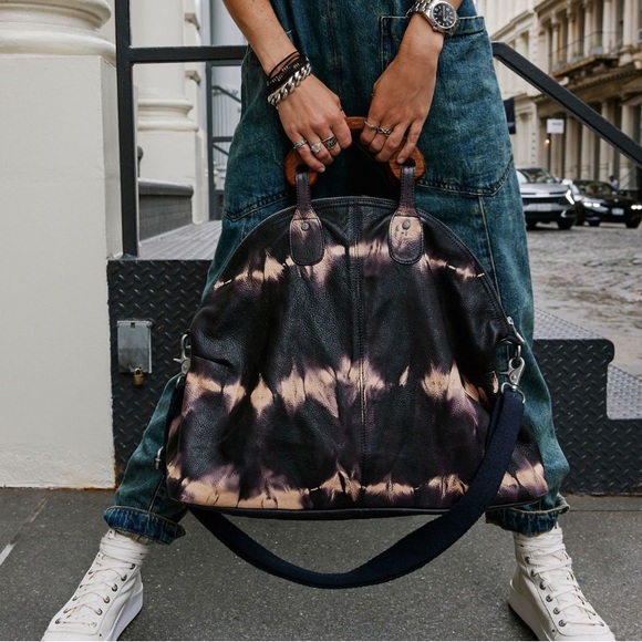 Free People Handbags - Free People We the Free Shibori Willow Bag